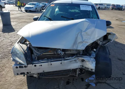 2005 Ford Focus Zx4 z USA, uszkodzony, nr VIN 1FAFP34N95W268472